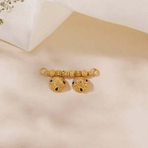 Pendentif Mangalsutra en or Zariya Watimani - Charme de pendentif raffiné - Product Image 1
