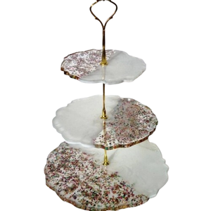 Llamativos soportes de resina para pasteles de lujo, soportes de pastel portátiles decorativos de tres niveles para cumpleaños, bodas y decoración de eventos - Product Image 1