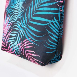 Sac à main d'été élégant oem imprimé personnalisé grand sac à bandoulière pour les femmes portable toile tropicale plage sac fourre-tout approvisionnement en gros - Product Image 6