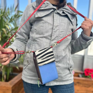 กระเป๋าคาดลำตัวมือถือหนังทำมือของจริงใหม่มีหลายสีสำหรับผู้หญิงผมพิมพ์ลายสัตว์ที่ไม่ซ้ำใคร - Product Image 3