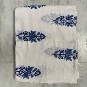 Tissu en coton uni imprimé en bloc de qualité supérieure - Écologique, léger, pour la couture, la confection de robes, fait main en Inde, floral - Product Image 4