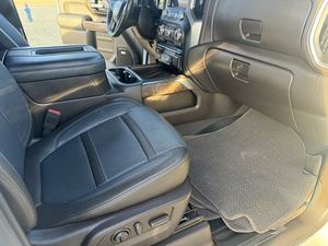 G-M-C Si-e-rra 2500HD Denali Crew Cab 4W 2020 - Product Image 6