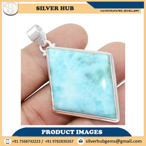 Exclusif Silver Hub 925 Sterling Silver Bezel Setting Blue Healing Larimar Gemstone Pendentif fait à la main à vendre au meilleur prix - Product Image 4