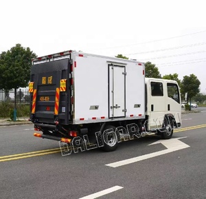 China Sino Howo 5ton <strong>Small</strong> Refrigerated <strong>Truck</strong> 4x2 4.2M Container Fresh Food Cold Chain Vehicles - Product Image 5