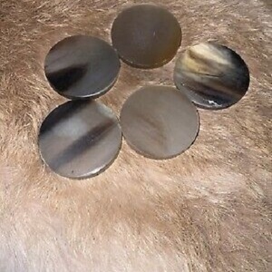 Botón de productos de cuerno más populares, botón de ganado crudo en blanco para abrigos y prendas de vestir en La India, el mejor Botón de hueso hecho a mano al mejor precio - Product Image 4