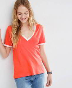T-shirt pour femme de qualité supérieure 100% coton, coupe ajustée, service de fabrication, impression et emballage personnalisés - Product Image 1