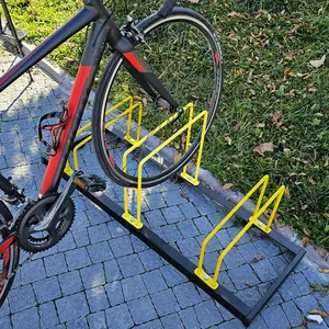 Support de vélo extérieur en acier Triple Eco 112 x 40 cm pour 4 vélos de route, conception à barre de stationnement - Product Image 5