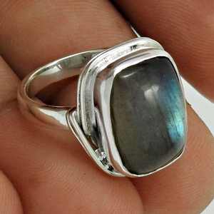 Anillo Hecho a Mano de Plata de Ley 925 con Piedra Preciosa de Labradorita Natural, Anillo Bohemio Unisex de Diseño Elegante para Boda - Product Image 2