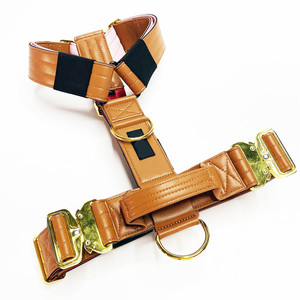 Arnês De Couro De Cão Tático Personalizado Novo Leve Pet Arnês Com Fivela De Metal Dourado De Luxo Para Cães De Treinamento - Product Image 2