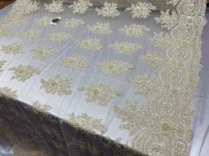 Napperon perlé Chargeur rond fait à la main pour salle à manger de luxe et décor de vacances Pièce unique perlé à la main, napperon, pendaison de crémaillère - Product Image 3