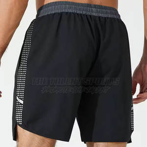 กางเกงขาสั้นออกกำลังกายผ้าสเตรชสำหรับผู้ชายเพื่อการเคลื่อนไหวของร่างกายที่ยืดหยุ่น กางเกงขาสั้นออกกำลังกายทรงปกติสำหรับผู้ชายสำหรับการฝึกยกน้ำหนักและการออกกำลังกายแบบคาร์ดิโอ - Product Image 2