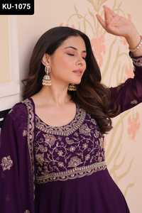 Le nouveau mariage de créateur et le festival indien pakistanais portent des collections de robes en fausse Georgette Anarkali à manches longues à bas prix - Product Image 2