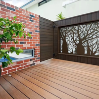 Platelage composite européen 18mm en bois de teck et en plastique Revêtement de sol moderne anti-eau en WPC Jardins extérieurs Parcs comportant du bambou et du noyer