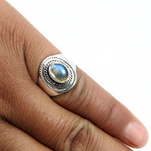 Joyería hecha a mano de la mejor calidad, anillo fabuloso de forma ovalada de piedras preciosas de labradorita Natural de Plata de Ley 925 para fiestas de cumpleaños - Product Image 3