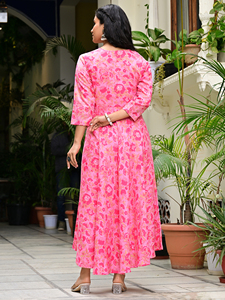 Robe mi-mollet décontractée ethnique en coton 100% tissé, imprimé géométrique rose pour femmes, écologique - Product Image 4