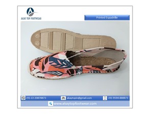 Alpargatas planas con diseño de estampado de flores únicas de alta calidad, cierre antideslizante, característica antideslizante, tendencia de moda, pedido mínimo bajo - Product Image 2