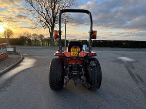 Original Kubota STW34 Compact Tractor with strong engine - Product Image 5