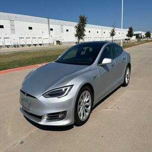 Sedán Eléctrico de Largo Alcance 2020 |   Tracción en las cuatro ruedas con motor dual |   Batería de 90 kWh |   FSD y Supercarga Gratuita Incluidas - Product Image 5