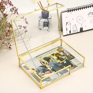 Boîte à bijoux vintage en laiton avec verre trempé, design gravé personnalisé pour photos, cartes postales, petits carnets - Living - Product Image 3