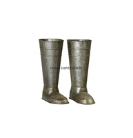 Jardinière de jardin en étain galvanisé de conception de botte attrayante pour la décoration de jardin à la maison
