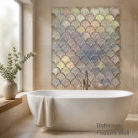 Mosaïque de verre à l'échelle de poisson irisée de haute qualité
