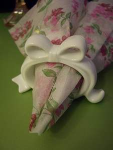 Luxury Epoxy Resin <b>Napkin</b> Ring Holder Christmas <b>Wedding</b> <b>Napkin</b> Rings Table Decoration Tissue Rings Holder Round Shape and Sale - Product Image 6