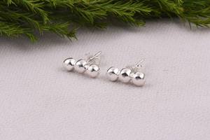 Belle boucle d'oreille faite à la main en argent sterling 925 de concepteur belle boucle d'oreille à la mode pour cadeau d'anniversaire de mariage pour les femmes - Product Image 3
