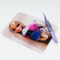 Boîte à cils en acrylique personnalisée en forme de cœur ou carrée, avec tuiles à cils, faible MOQ, écologique, haute qualité, logo personnalisé, pour cils en vison