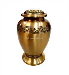 Urnes funéraires en laiton massif doré avec motif de feuilles Urne funéraire commémorative pour services funéraires Urnes pour adultes - Product Image 1