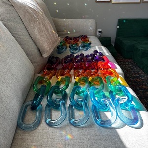 Arte en Resina Decorativo, Nuevo Diseño Colorido de Eslabones de Cadena de Resina, Disponible en Tamaño Grande y Pequeño, Personalizable - Product Image 5