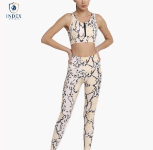 Conjunto de Yoga para Mujer INDEX APPAREL, 2 Piezas, Leggings de Cintura Alta, Top Deportivo con Espalda Cruzada y Cuello Redondo, Estampado Animal, Largo Completo - Product Image 1