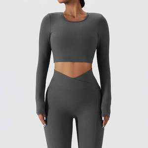 Liso teñido Nueva llegada Último diseño Mujeres Yoga Set Mejor precio Bajo Moq Color sólido Mujeres Yoga Set para la venta - Product Image 4