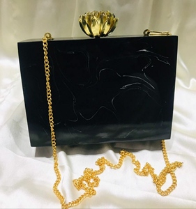 Pochette artisanale indienne multicolore en résine personnalisée pour femmes - Product Image 2