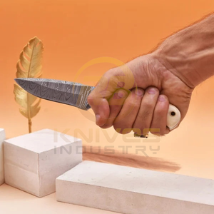 Cuchillo de Caza y Camping de Acero de Damasco Hecho a Mano Más Vendido |   Cuchillo Skinner de Hoja Fija Personalizado con Mango de Hueso y Funda de Cuero (OEM) - Product Image 4