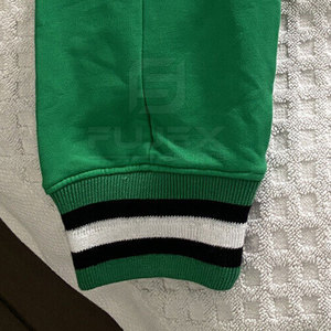 Sudaderas con Capucha de Invierno Hechas en Pakistán para Hombre, Color Sólido Moderno, Diseño de Cremallera con Estampado en Relieve, Personalizables, Suministro al por Mayor - Product Image 3