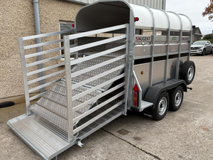 Remolque para Ganado 8 x 5 con Neumáticos Dobles, Remolque de Transporte de Animales Agrícolas Tipo Nugent con Rueda de Repuesto en venta a bajo precio - Product Image 3
