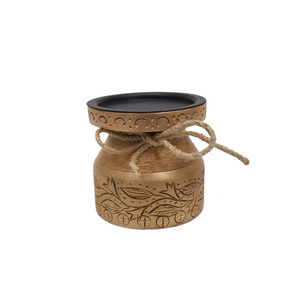 Bougeoir en métal au design moderne, finition dorée pour la maison, éclairage de table de Noël, décoration en vrac personnalisée et faite à la main - Product Image 6