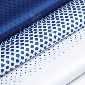 Uniforme de football à manches courtes respirant et à séchage rapide, personnalisable, vêtements d'équipe fabriqués au Pakistan - Product Image 5