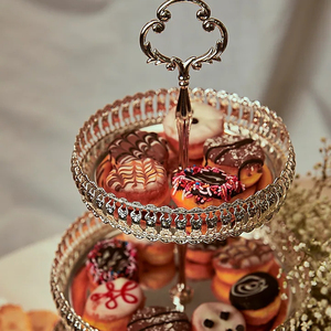 Présentoir à gâteaux à 3 niveaux Présentoir à gâteaux ou à fruits avec cristal de strass clair étincelant pour mariages anniversaires - Product Image 1