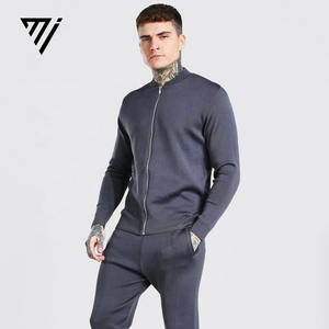 Nuevo Chándal Deportivo Personalizado en Gris Sólido, 100% Poliéster, Chándal de Gimnasio y Pantalones Deportivos de Poliéster Liso al por Mayor, Chándal Deportivo con Cremallera Completa - Product Image 1