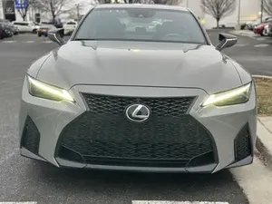 เล็กซัส ไอเอส 500 เอฟ สปอร์ต ปี 2022 - Product Image 6