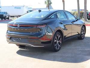 ค่อนข้างใช้2023 TOYOTA CROWN XLE AWD - Product Image 3