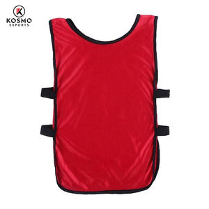 Baberos de fútbol personalizados de poliéster 100%, chaleco de entrenamiento de fútbol personalizado con camiseta de práctica de equipo y logotipo para ropa de fútbol - Product Image 4