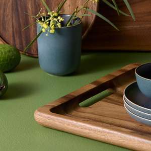 Salisbury Co Seville Plateau de service rectangulaire avec poignée Ce plateau est en bois Acacia Bois Grain naturel Design Home Decor - Product Image 3