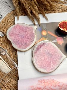 GLOSSY Dessous de verre en résine de luxe faits à la main Tampons carrés de couleur personnalisables pour tapis de table de cuisine au meilleur prix - Product Image 2