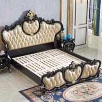 Lit double moderne et luxueux avec design classique d'inspiration française en bois massif sculpté de style européen pour la chambre à coucher