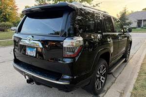 Voiture d'occasion à vendre Toyota 4Runner Limited 4x4 2024 - Product Image 4