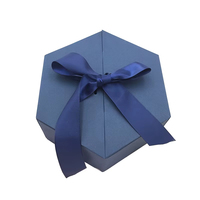 Boîte en papier haut de gamme avec logo personnalisé, boîte d'expédition de haute qualité pour Noël, boîte à rabat pour la vente en gros, boîte rigide de luxe pour cadeau de mariage