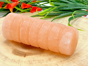 Rodillo de sal de masaje del Himalaya de cristal Natural con letras elegantes ecológicas relajante para pies corporales Anwar artesanías naturales - Product Image 5