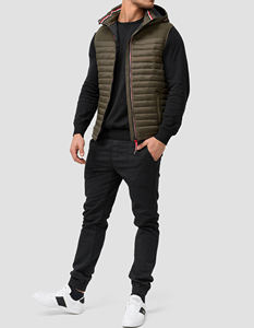 เสื้อแจ็คเก็ตพัฟเฟอร์สำหรับผู้ชาย ดีไซน์แบบควิลท์ทันสมัย เป็นมิตรกับสิ่งแวดล้อม คุณภาพสูง รับผลิตแบบ OEM ODM ปรับแต่งได้สำหรับฤดูหนาว - Product Image 1